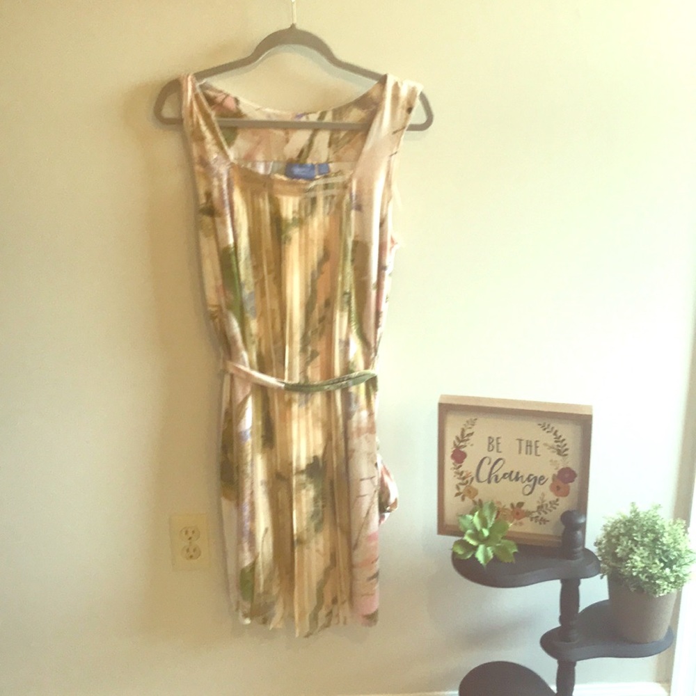 Vera Wang Dress